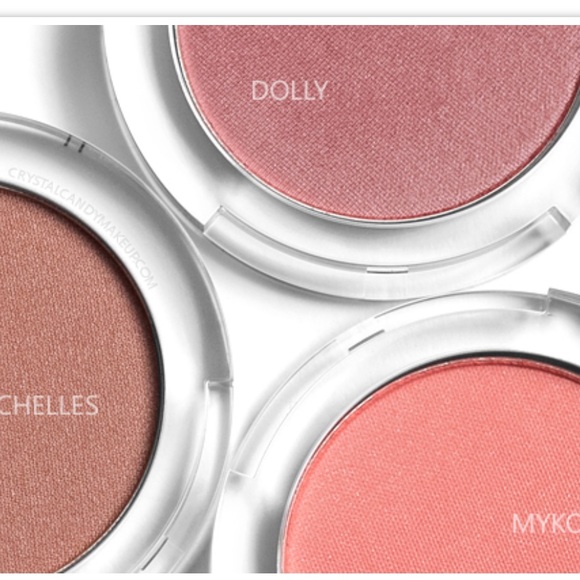 BUXOM WANDERLUST™ BLUSH W/ PRIMER-INFUSED  NIB - Picture 8 of 13